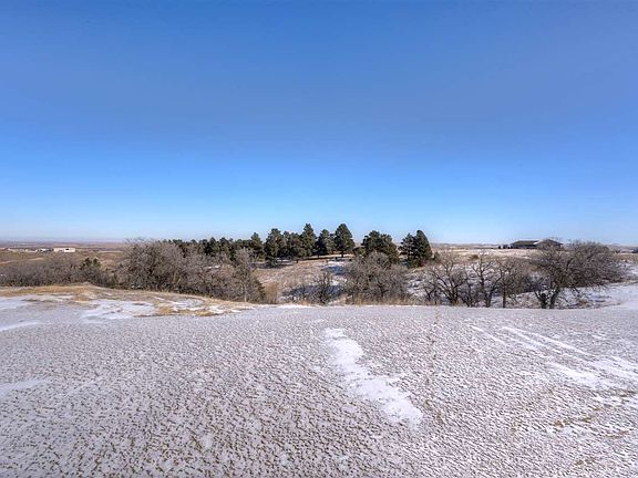 5th image of 19236 Hat Ranch Dr