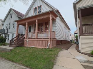 2221 S 17th St, Milwaukee, WI 53215