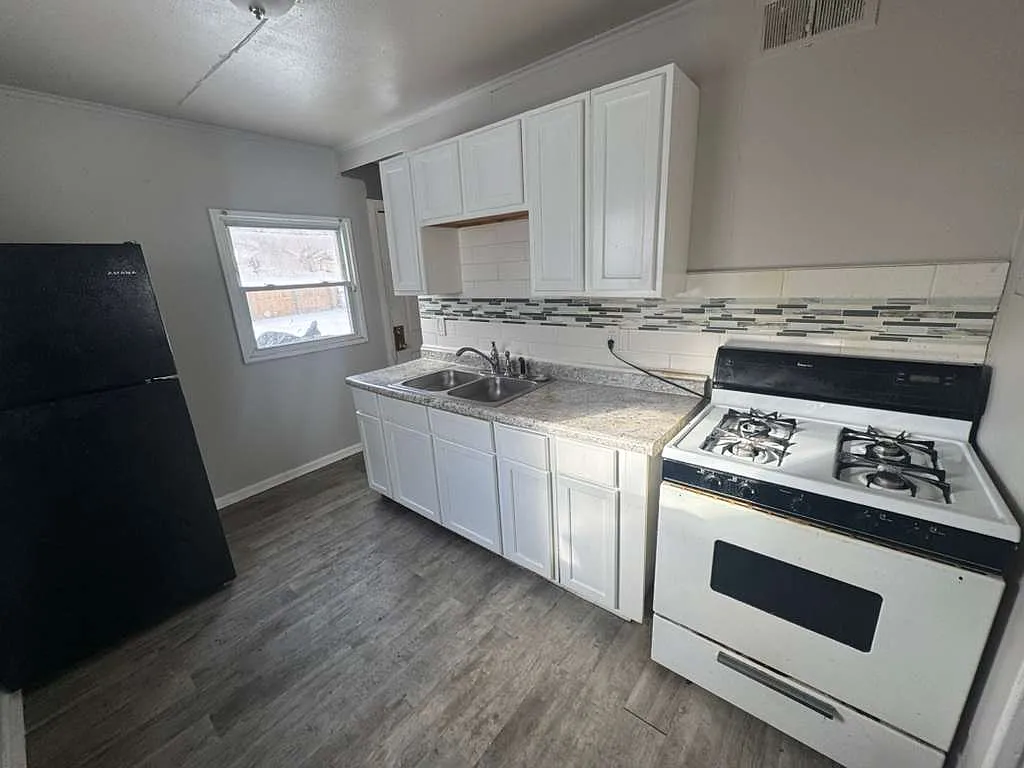 4018 Tyler Street - 1 — Photo 3