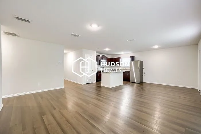 140 Loon Bay Dr — Photo 5