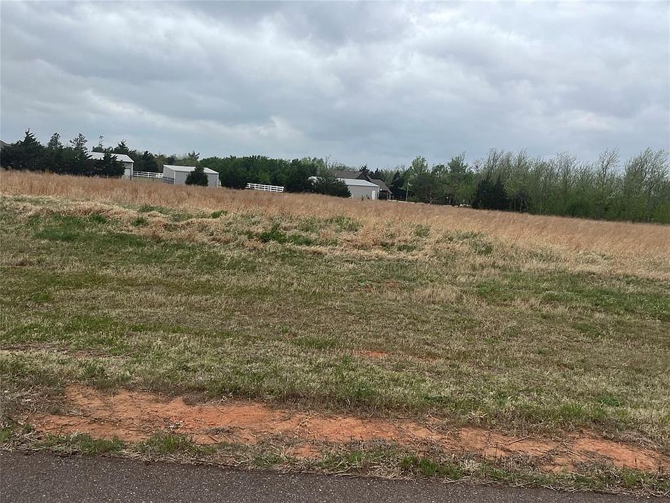 2nd image of 9 SW 113th Cir #9