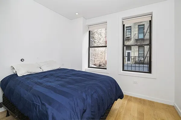 Rented by REAL New York | media 9