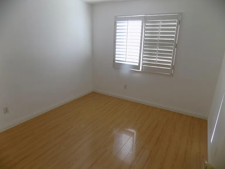11833 Worcester Dr — Photo 7
