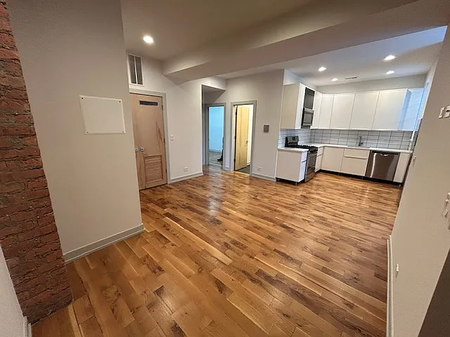 4400 S Calumet Ave #1N — Photo 2