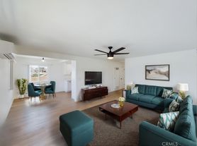 419 W 4th Ave
