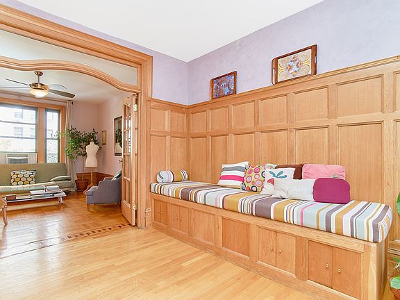 5th image of 238 W 106th St APT 3H