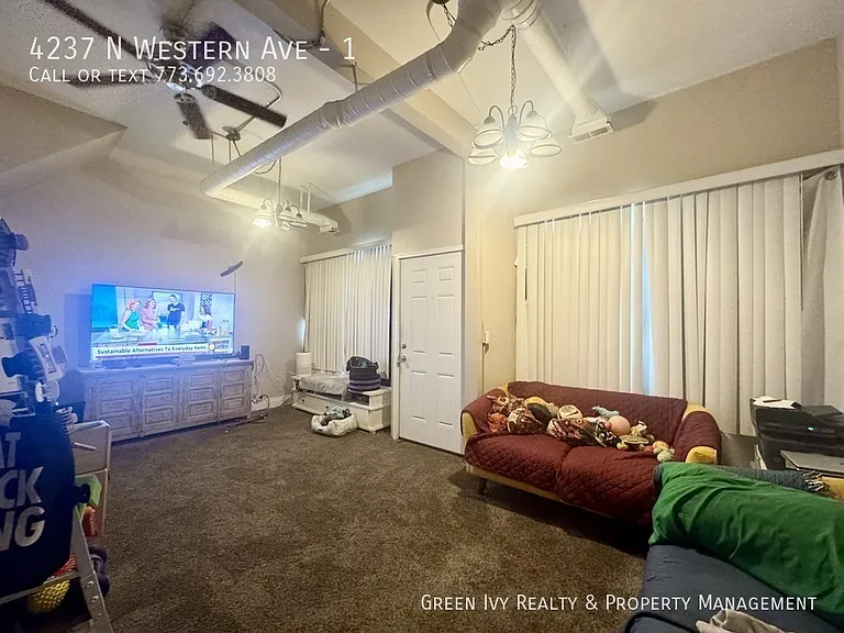 4237 N Western Ave #1 — Photo 12