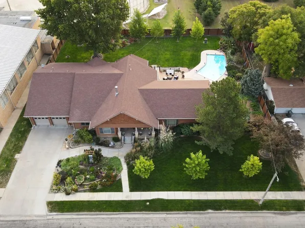 320 N Nash St, Glen Elder, KS 67446