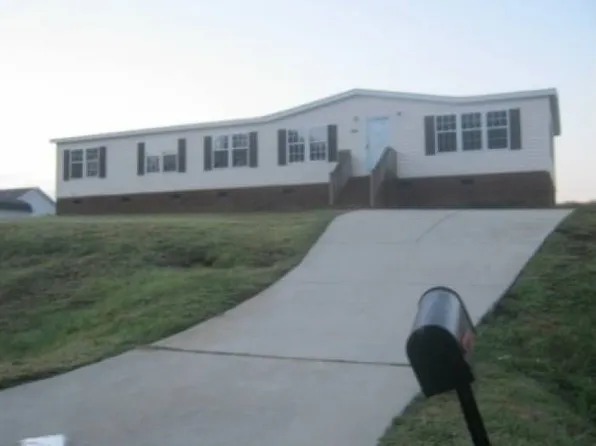 1509 Keystone Dr, Salisbury, NC 28147