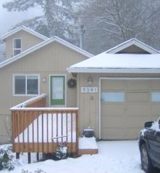House exterior w/snow!
