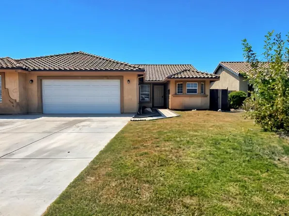 411 Scarletfire Dr, Bakersfield, CA 93307