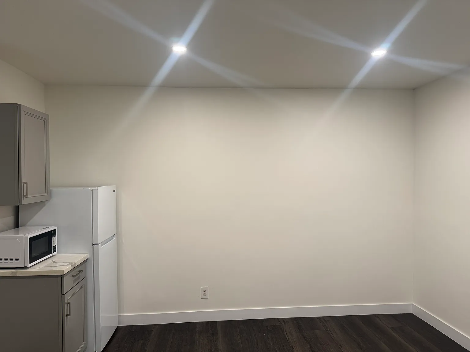 6 bed, 1500 sqft, $1,200 — Photo 4