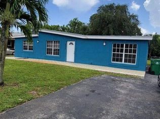 6230 SW 25th St, Hollywood, FL 33023