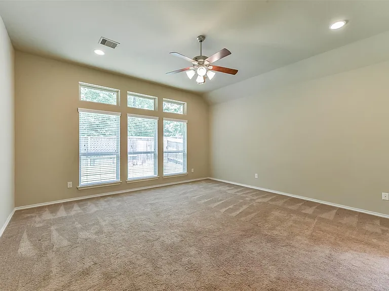 248 Clementine Ct — Photo 20