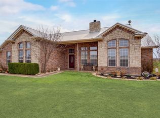 121 Hawk Ridge Rd, Decatur, TX 76234