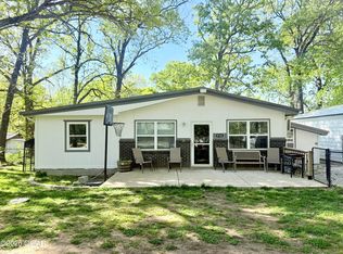 9701 Kingston Ln, Neosho, MO 64850