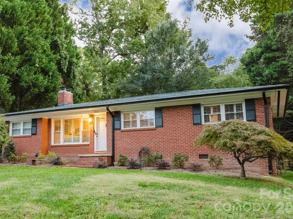 4920 Raymond Pl, Charlotte, NC 28205