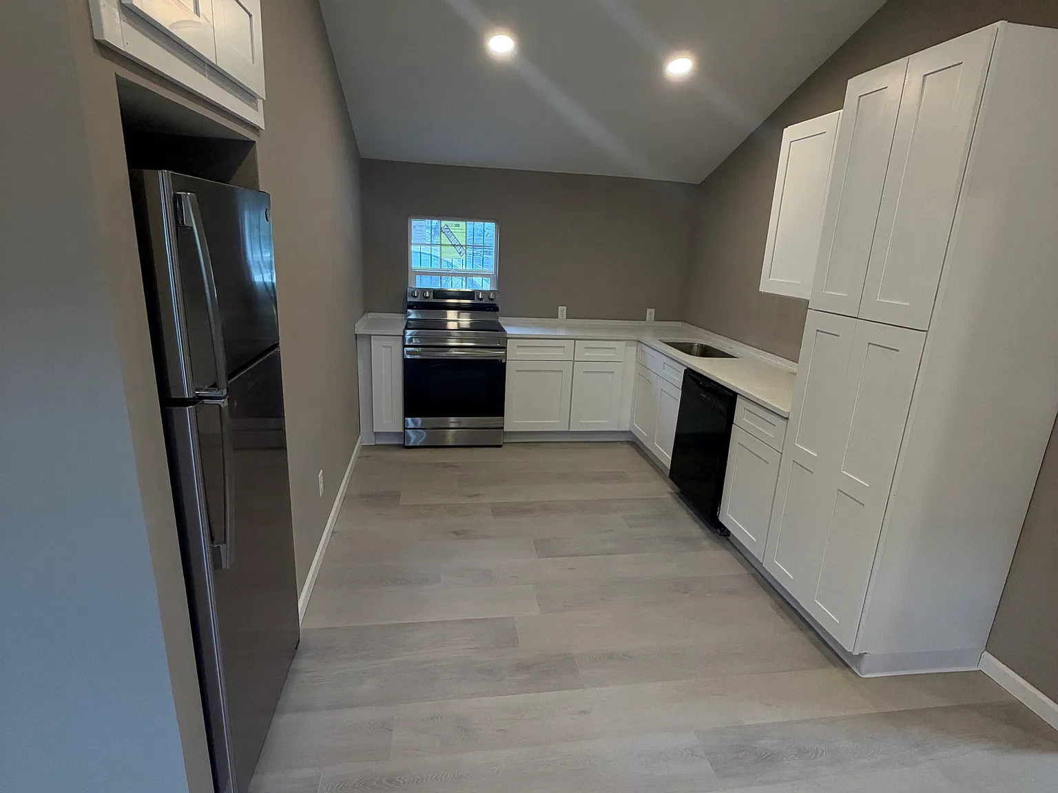 1 bed, 620 sqft, $1,250 — Photo 4