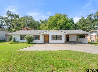 2033 Old Omen Rd, Tyler, TX 75701
