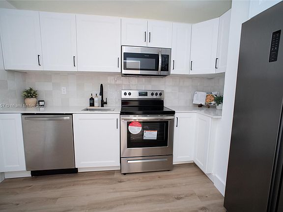 4th image of 200 178th Dr APT 710