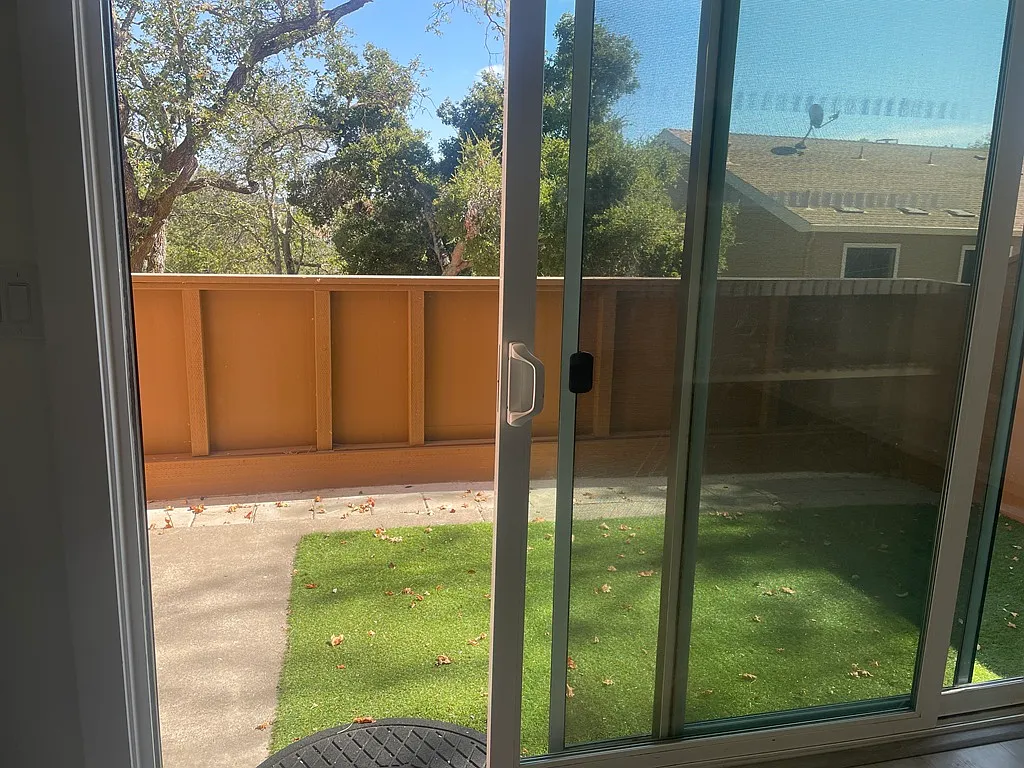 3 bed, 1560 sqft, $4,500 — Photo 3