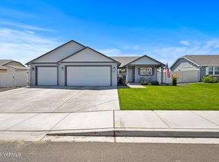 6110 Coolidge Rd, Yakima, WA 98903