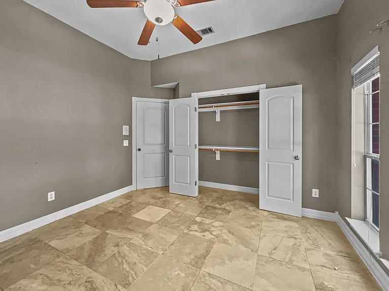 2132 Cliffside Dr — Photo 34