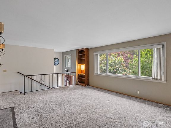 5th image of 23047 25th Avenue S