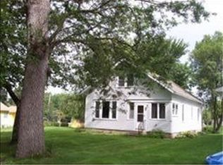 406 4th Ave W, Ellendale, MN 56026