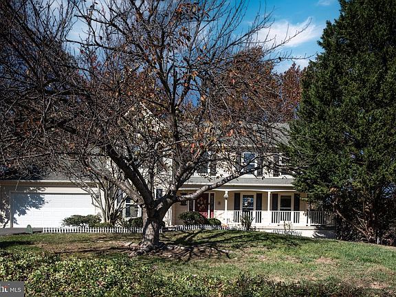 5th image of 5101 Queensbury Cir