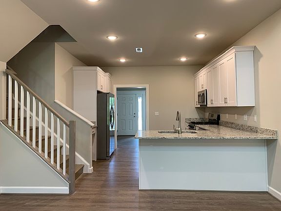 3rd image of 5617 Finley Rose Ct
