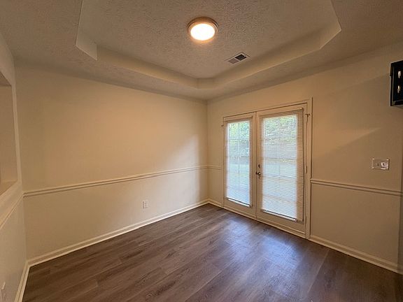 5th image of 205 Bonanza Dr