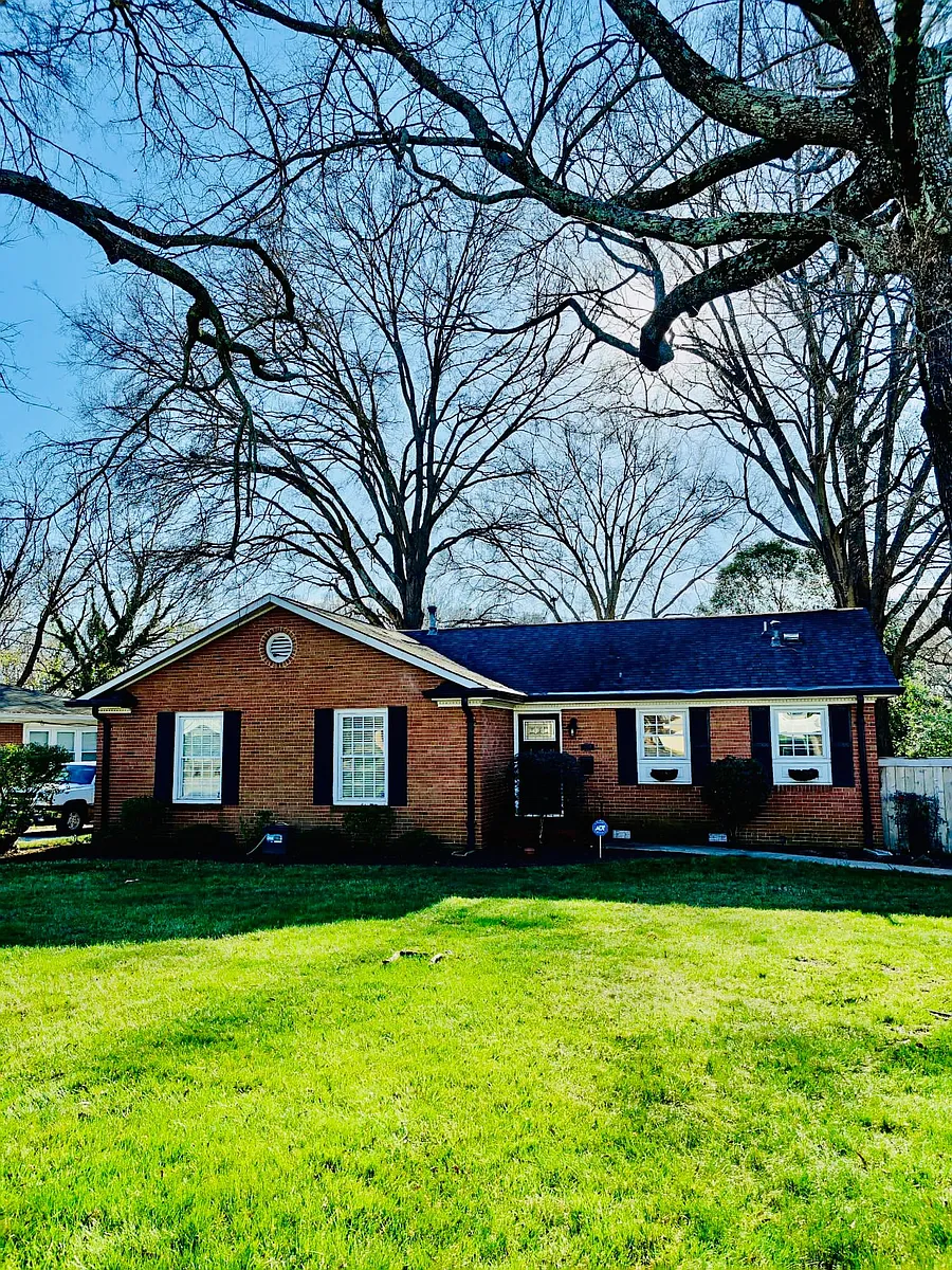Building Photo - 1714 Emerywood Dr