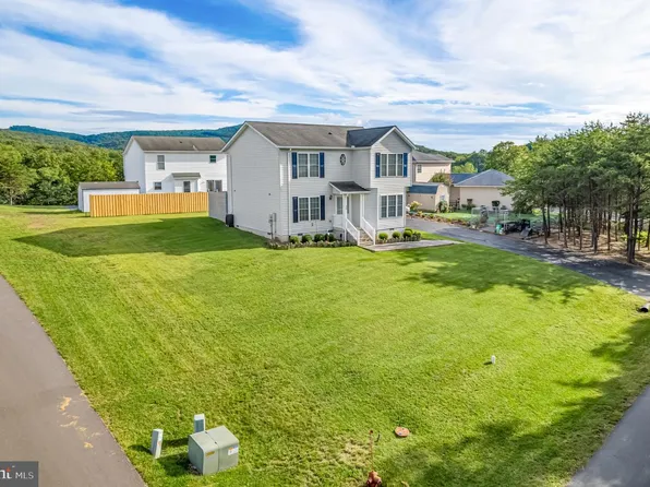 100 Cornwell Dr, Romney, WV 26757