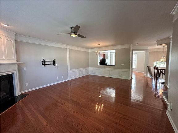5th image of 1709 Wehunt Ln SE #28