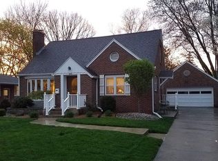 408 Pleasantwood Ave, Bryan, OH 43506