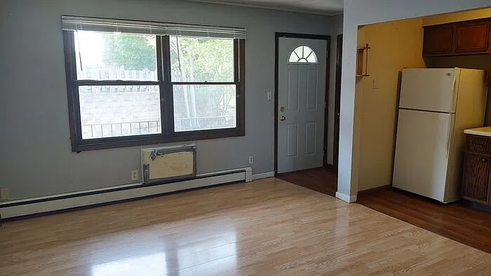 912 2nd Ave #2 — Photo 9