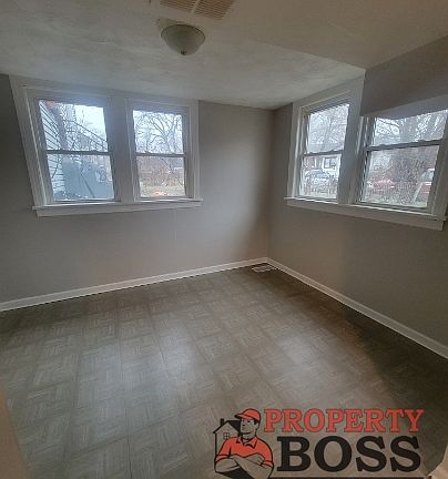 5th image of 4540 Massachusetts St #1