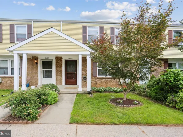 18607 Sandpiper Ln, Gaithersburg, MD 20879