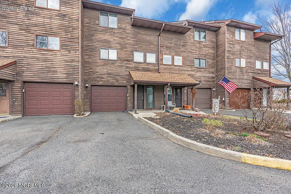 2 bed, 2.5 bath, 1593 sqft, $3,400 — Photo 1