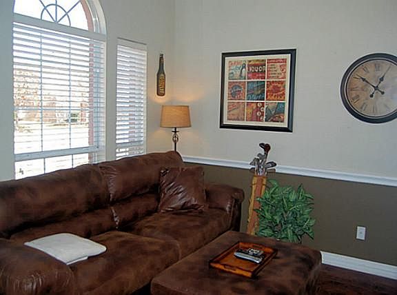 2nd image of 5117 China Berry Dr