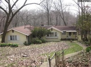 1075 W River Rd N, Elyria, OH 44035