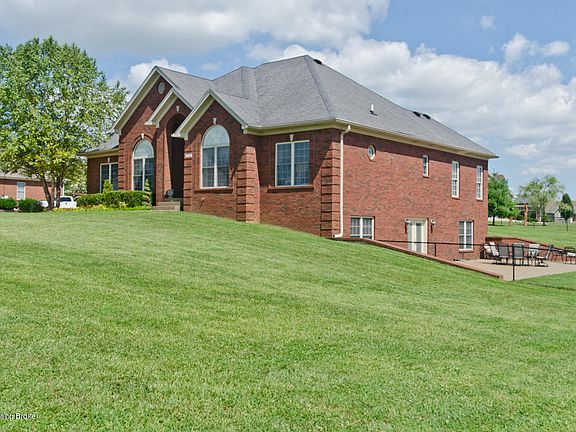 4th image of 150 Eagles Bluff Ct