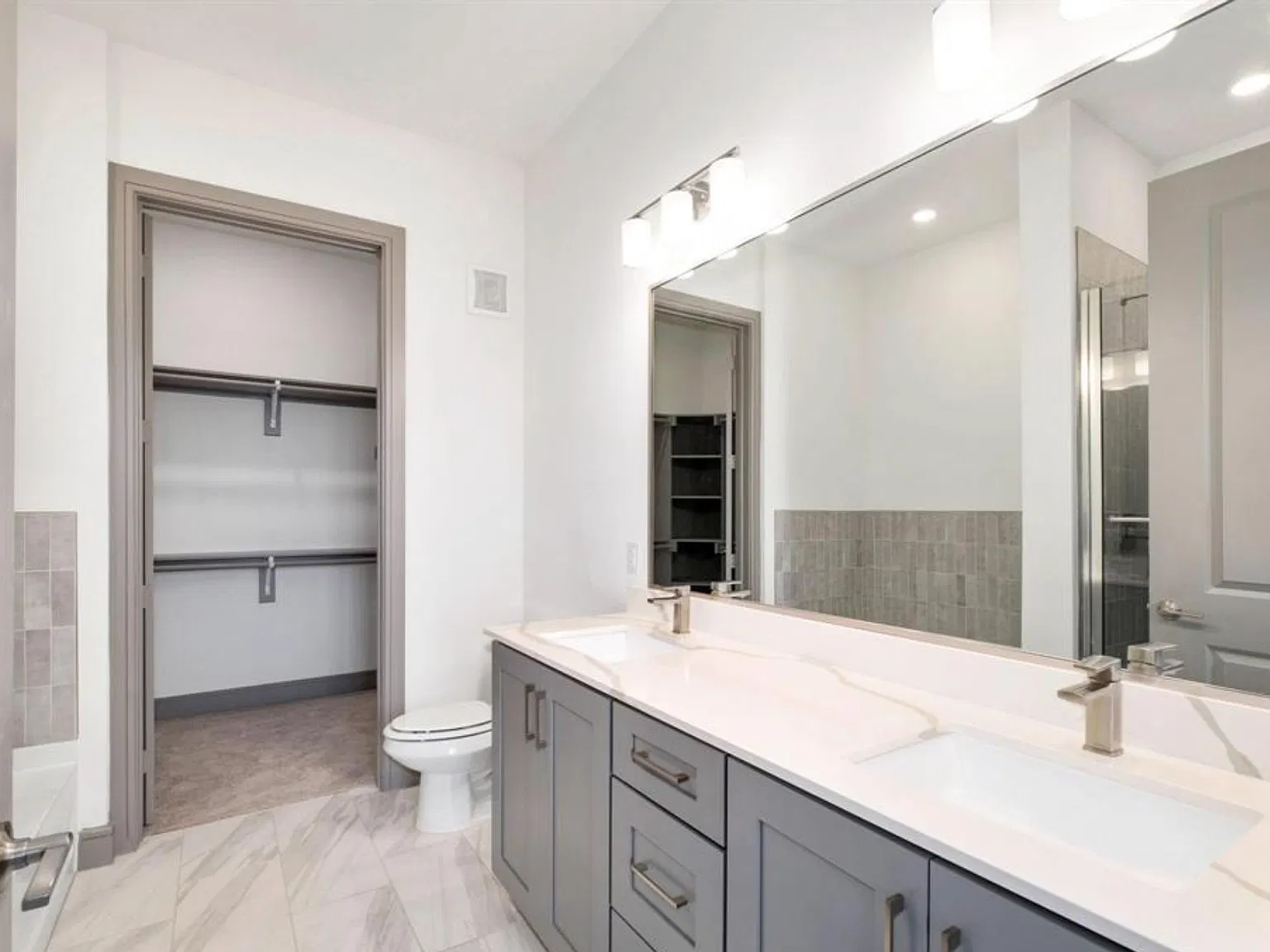 2 bed, 1151 sqft, $2,100 — Photo 4