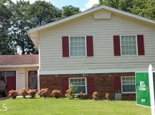 2561 Castile Dr, Morrow, GA 30260