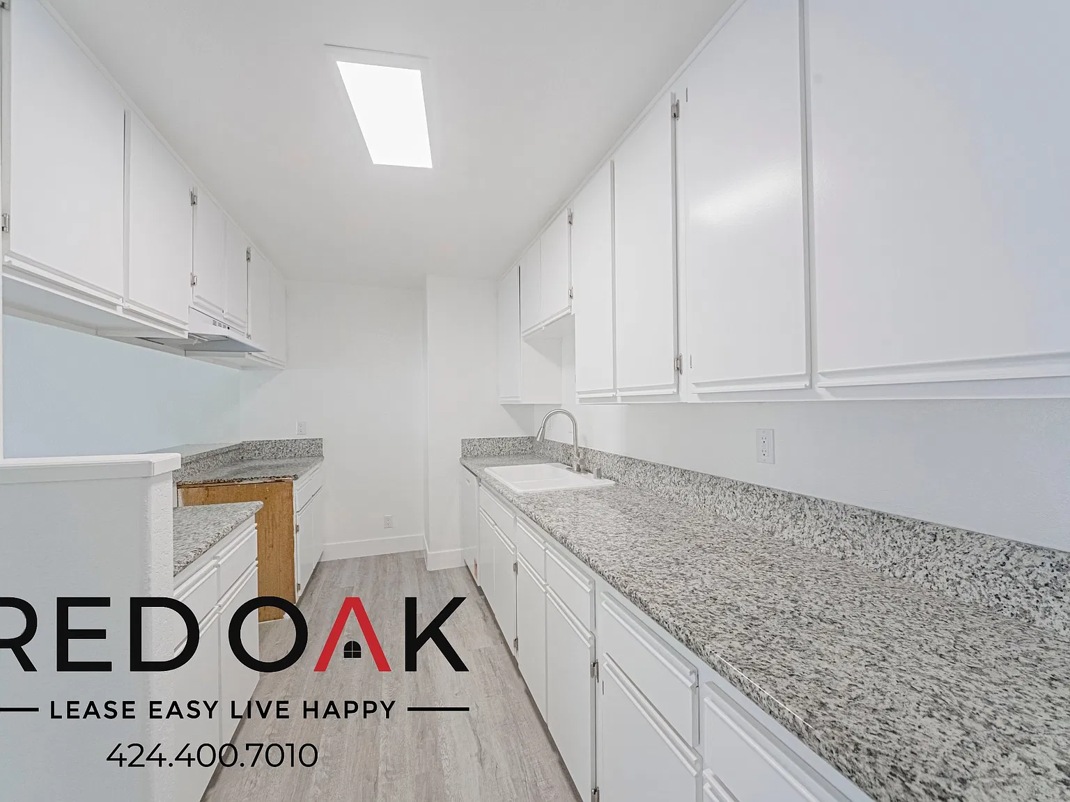 ~1 Month Free~ Open 2-Bed With Dishwasher, Balcony, On-Site Laundry And Parking Included In The H... — Photo 4