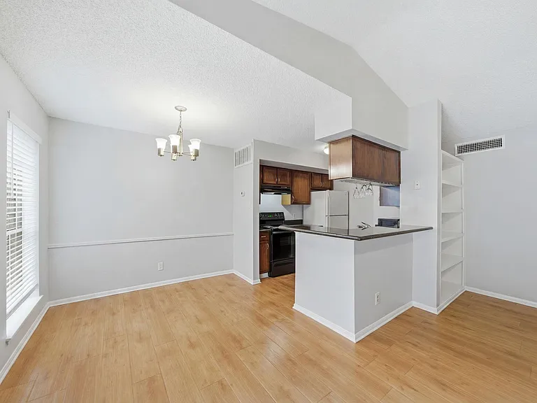2120 El Paseo St #2812 — Photo 11