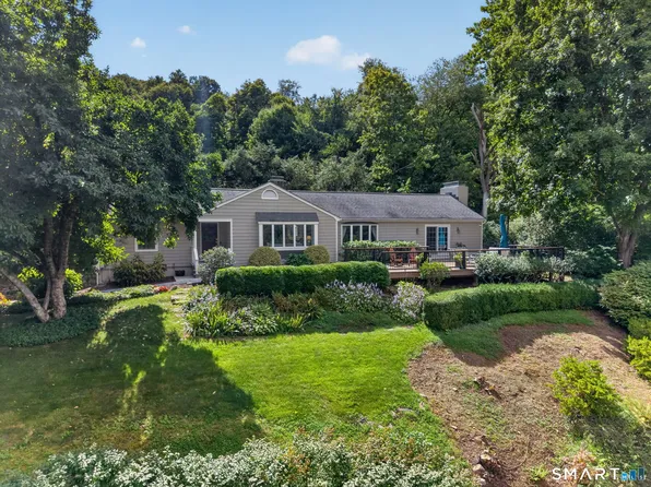 211 Hanover Road, Newtown, CT 06470