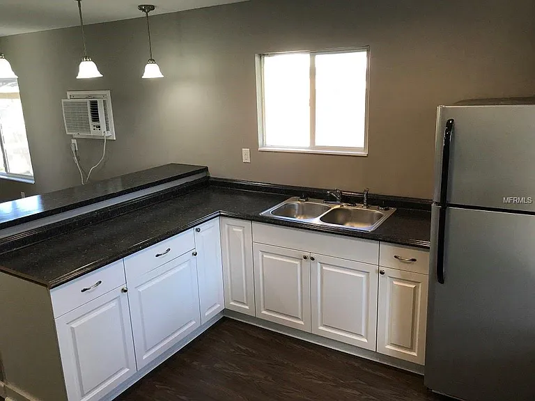 2327 Marjorie Rd — Photo 4