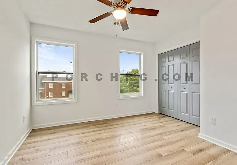105 W Callahan St — Photo 17